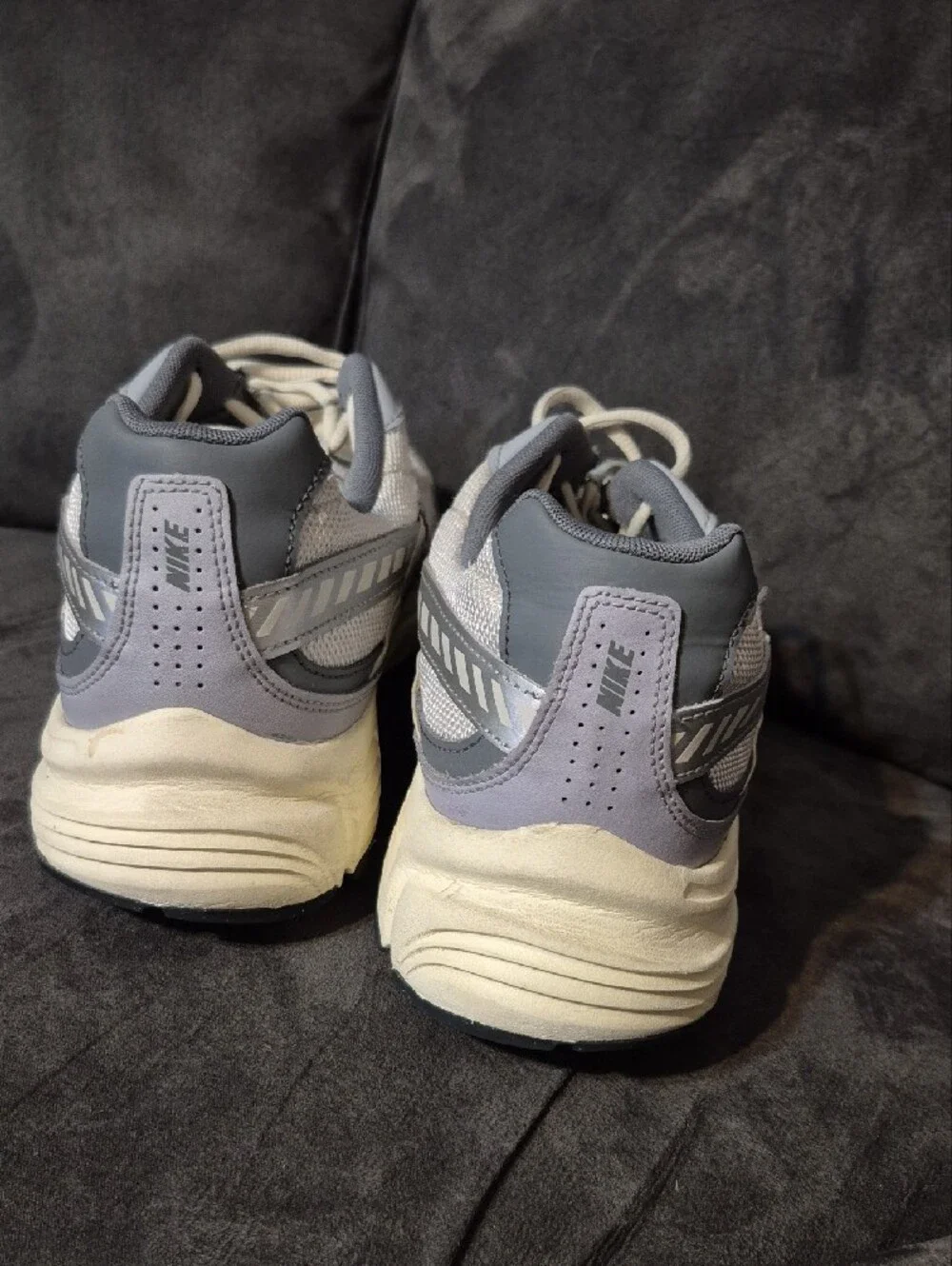 Nike Men’s Silver and Gray Athletic Running Sneakers